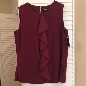 NWT Liz Claiborne Burgundy Sleeveless Top Size M